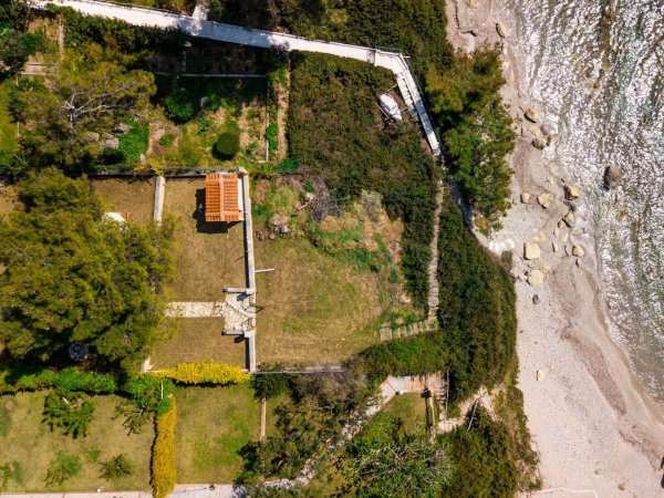 Beachfront Villa by Halkidiki Villas — photo 2
