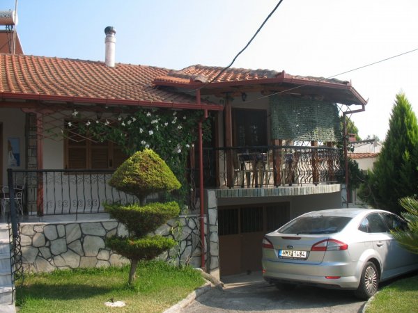 Holidday Villa Fully in Nea Kalivakia — photo 1