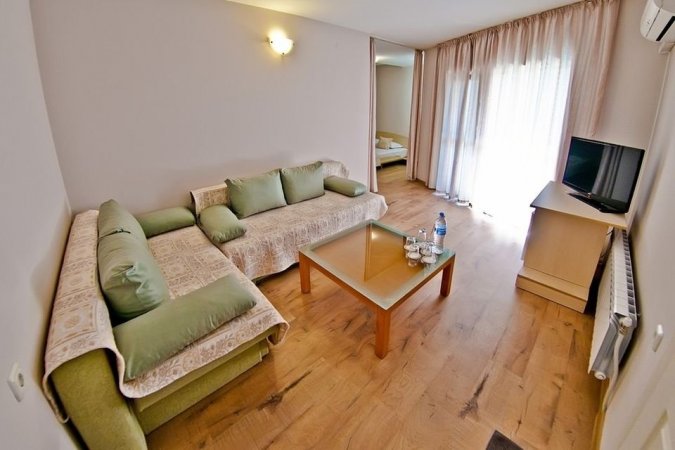 Apartment up to four