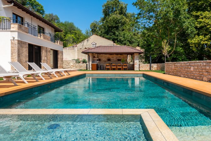 Hope I Suite / Balkida Residence / Pool — photo 4