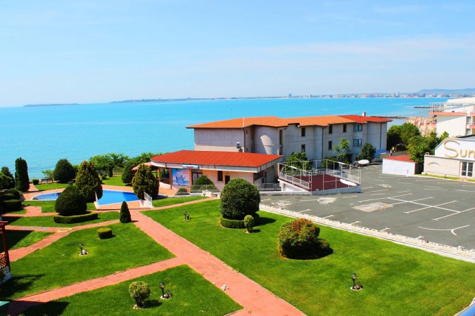Apartment in Sun Palace complex — photo 1