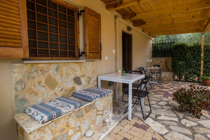 olive house "studio" — photo 1