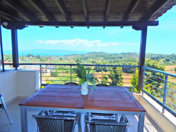 Kripis Apartment Paliouri No5