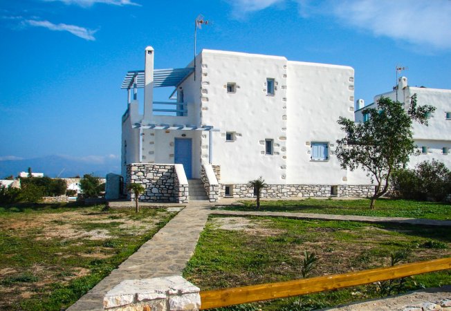 Archipelagos Villas - Villa Antiparos for 10-14 persons close to the sea with pool — photo 3
