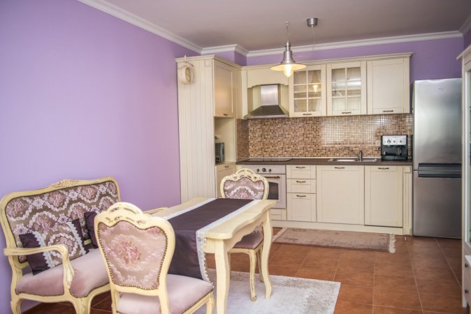 Luxury one-bedroom apartment for rent and parking in the center of Veliko Tarnovo — photo 2