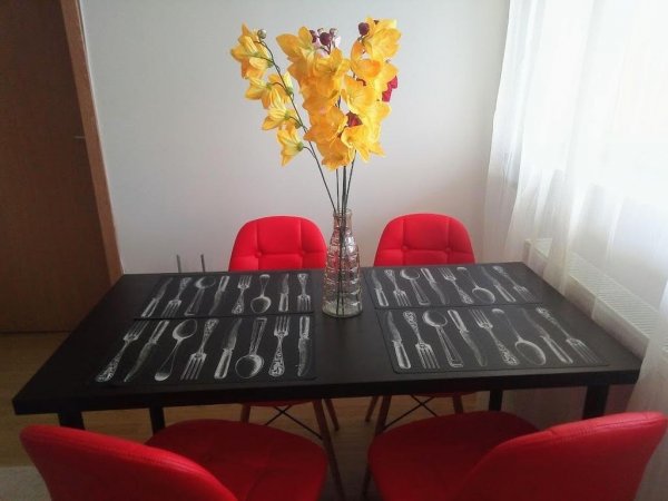 Mill Lake Apartment — photo 1
