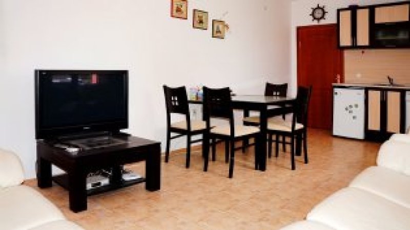 Apartment with 2 bedrooms in Sveti Vlas — photo 3