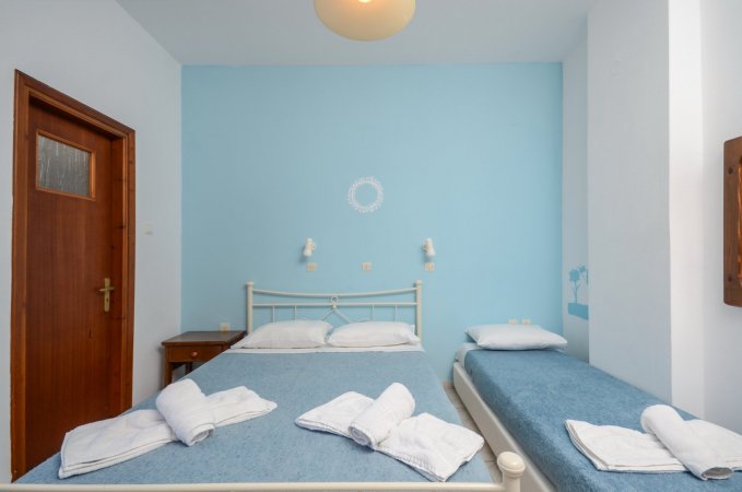 Economy triple room Naxos city center — φωτογραφία 2
