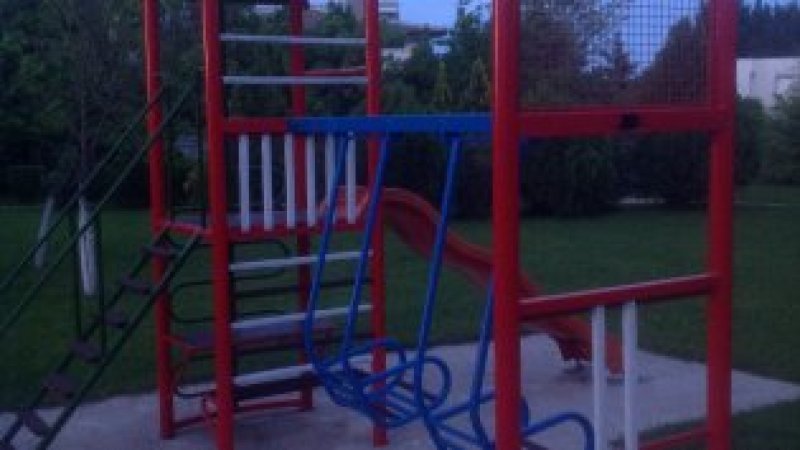 Apartment in a complex with separate entrance and balcony — photo 4