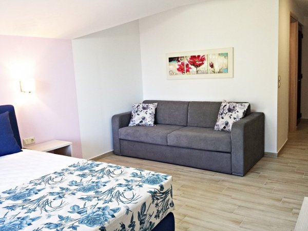 Efrosini Apartments Loft Suite — photo 6