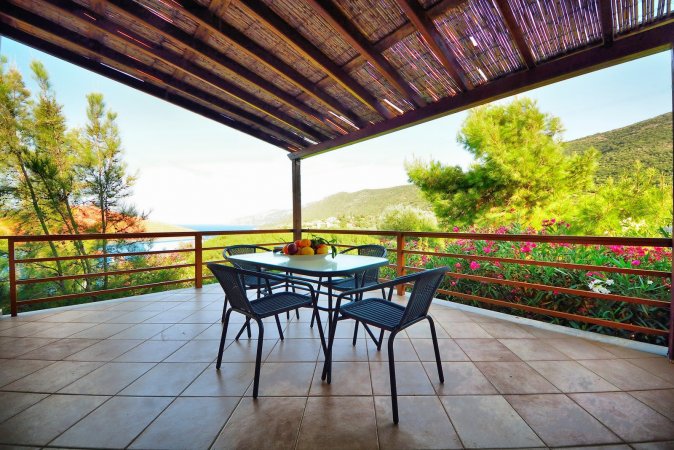 MOUZAKIS VILLAS (YELLOW VILLA) — photo 6
