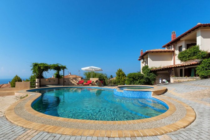 Aphrodite Villa [Akritas Ef Zin Villas & Suites] — photo 2