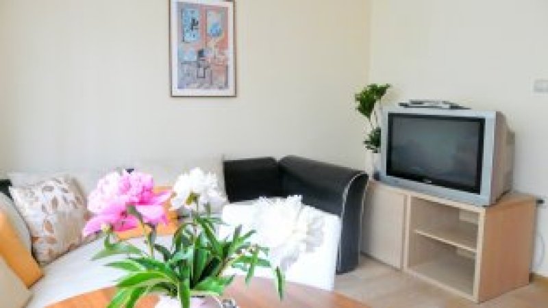 Nice apartment close to the beach in Varna — photo 1