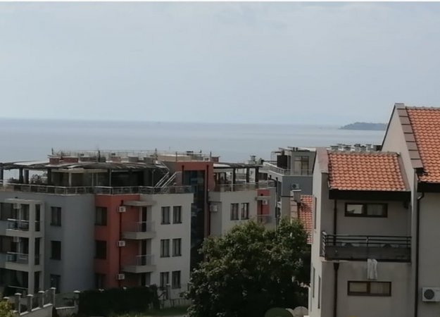 Apartament with sea and pool view in Sveti Vlas — fotografie 6