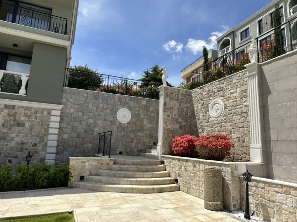 Mediterranea Complex- luxury apartment & sea view — photo 5