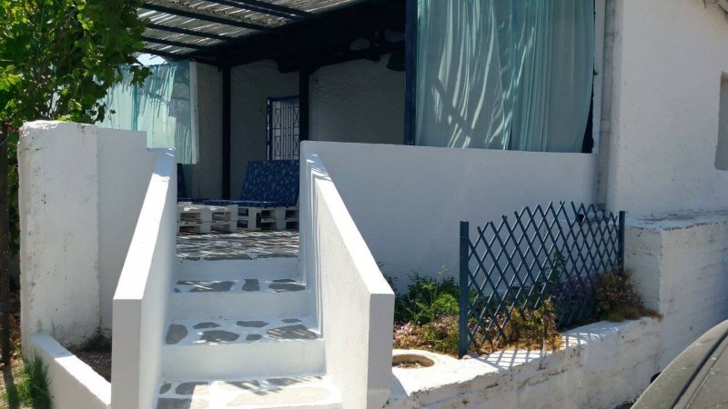 Fanari stone house — photo 1