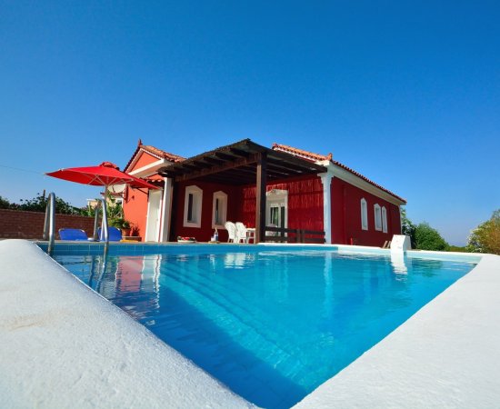 MOUZAKIS VILLAS (RED VILLA) — photo 1