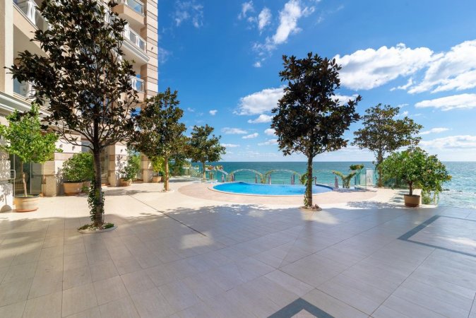 Luxury & panoramic apartment on La Mer beachfront. — photo 3