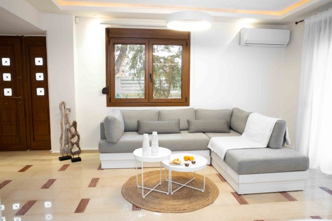 Beach Villa with 3 Bedrooms [W Villas] — photo 2