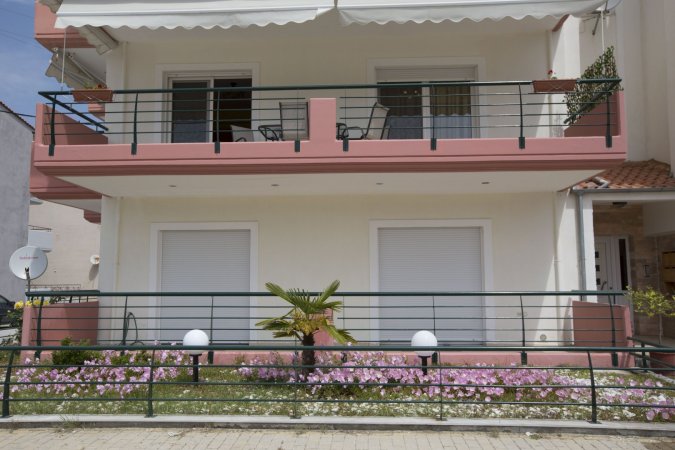 Eri Apartment — photo 2
