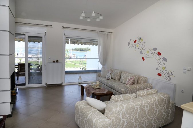 Konstantinos Luxury Apartment — photo 2