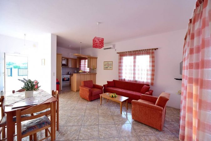 MOUZAKIS VILLAS (RED VILLA) — photo 4