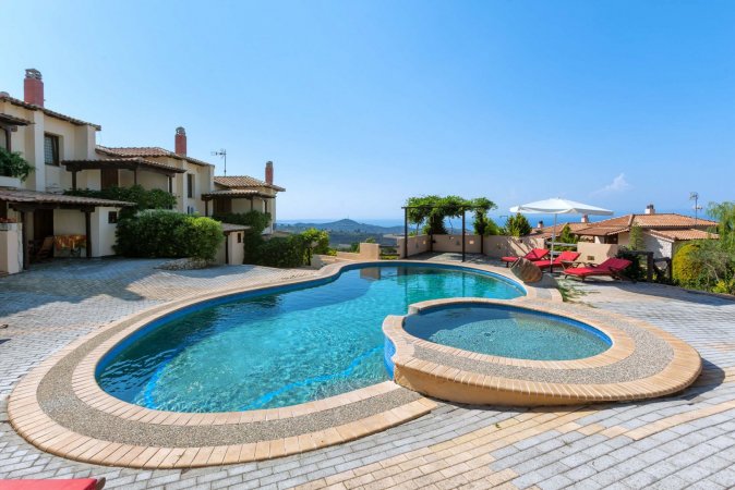 Dias Family Suite [Akritas Ef Zin Villas & Suites] — photo 1