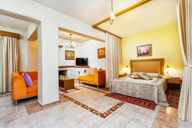 Dias Junior Suite [Akritas Ef Zin Villas & Suites] — photo 3