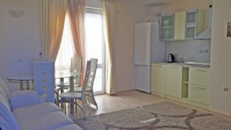 Apartment with 2 bedrooms in Sveti Vlas — photo 3