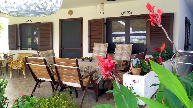 Efi's Beach House — photo 4