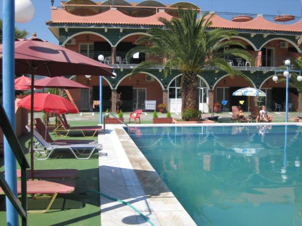 VILLA MAGDALENA FAMILY STUDIO for 5 near AQUALAND water park. — фото 1