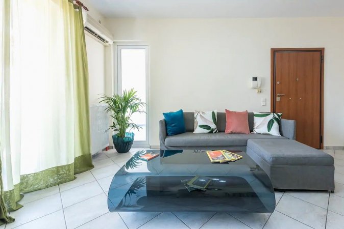 Flat next to Athens Riviera, 4 stops to the centre — photo 1