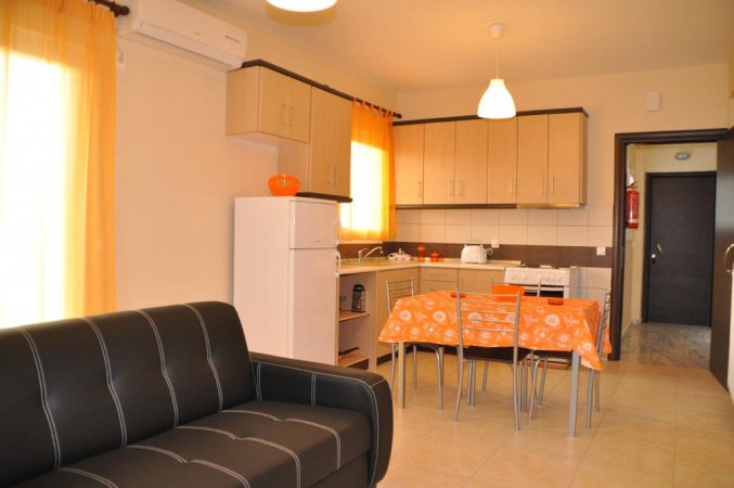 Family Two-Bedroom Apartment (4 Adults + 2 Children) — photo 4
