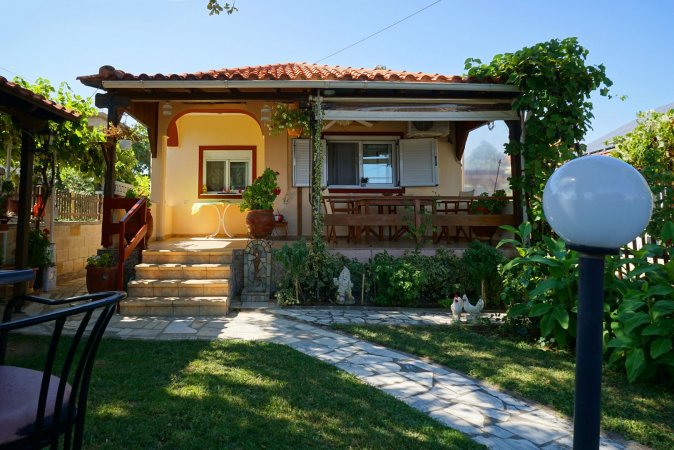 Anastasia's Beach House — photo 1