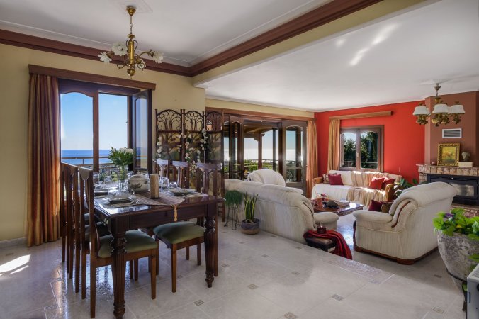 Vivian's Residence - Endless View — photo 1