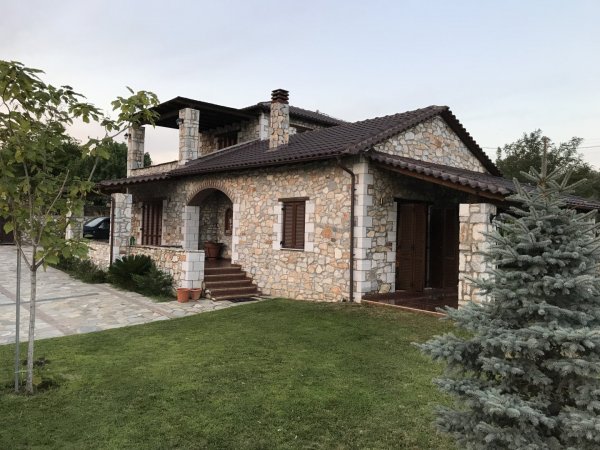 Petrini villa avramilias — photo 4