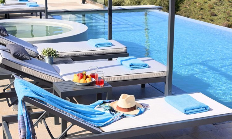 Mistral Suite Heated Pool — photo 3