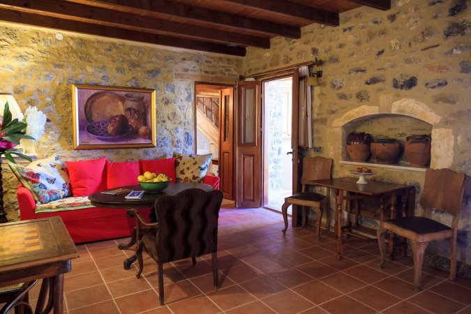 PERSEPHONE ART COUNTRY HOUSE — photo 4