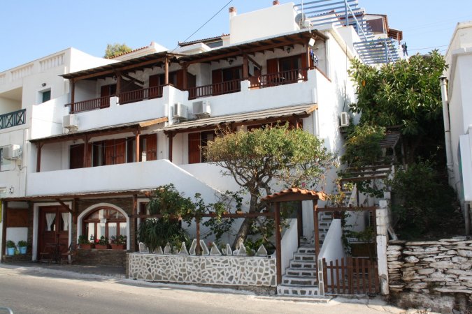amorani — photo 1