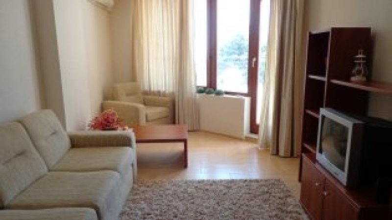Apartment near the beach in Golden sands — photo 4