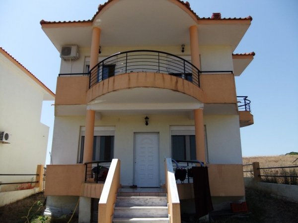 2 bedroom house in Nea Fokea — photo 2