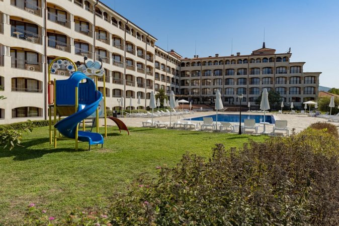 REGINA Mare * Menada Apartments * family studio with balcony — фото 4