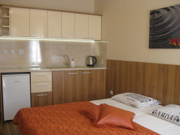 Central Varna Studio — photo 1