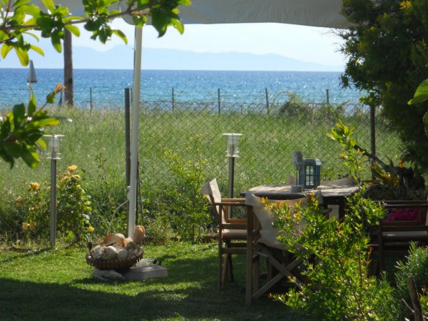 Efi's cozy house Nea Plagia — photo 3