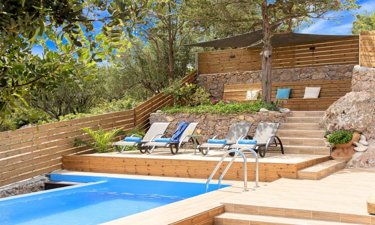 Canes Villa Heated Pool — photo 2