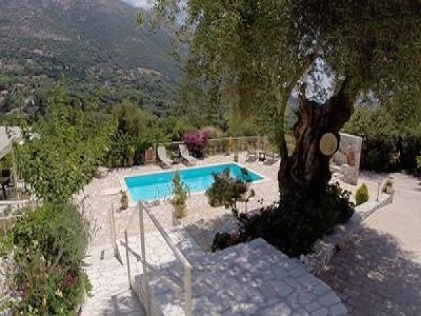 VILLA Regina — photo 1