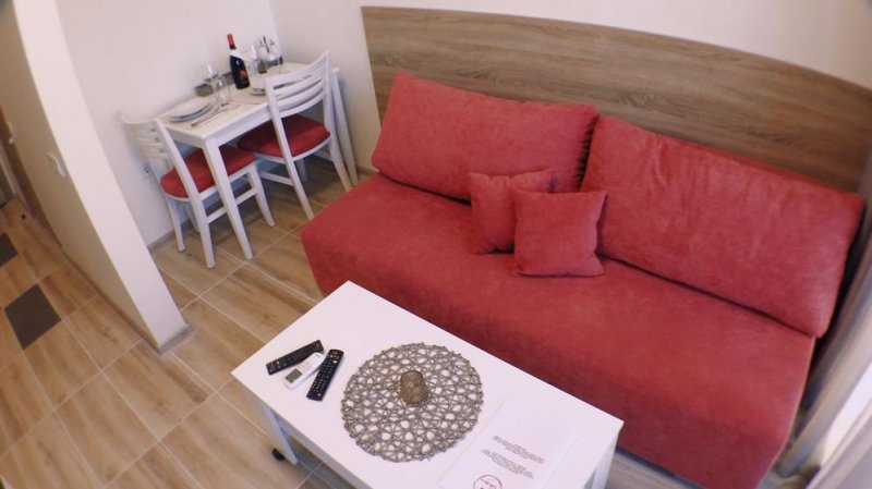 Cozy studio N37 for overnight stays with included PARKING SPACE in Papaya complex, Varna — photo 2