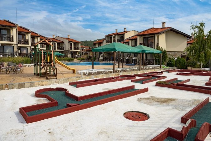 IMPERIAL HEIGHTS * Menada Apartments * Family Vila — photo 2