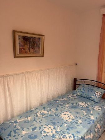 Apartment with Parking, yard and Wi-Fi — photo 6