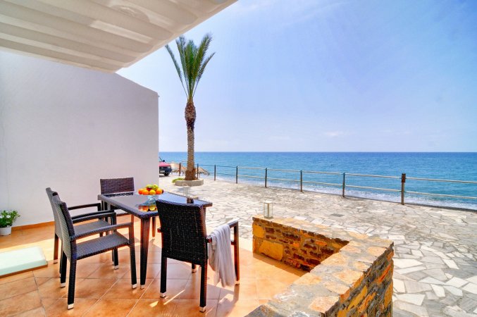 Myrtos Mare Suites Seafront Studio